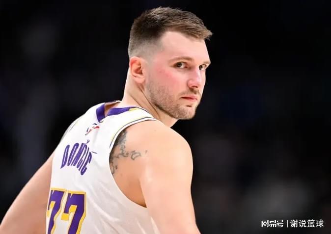 九游APP-湖人主场逆转三喜临门，里夫斯为东詹兜底，新援射手能无缝衔接？